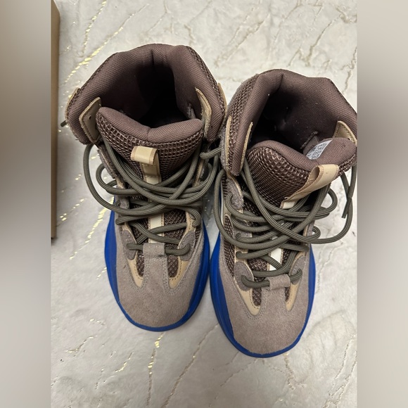 Adidas Yeezy Desert Boot Taupe and Blue - Picture 8 of 11
